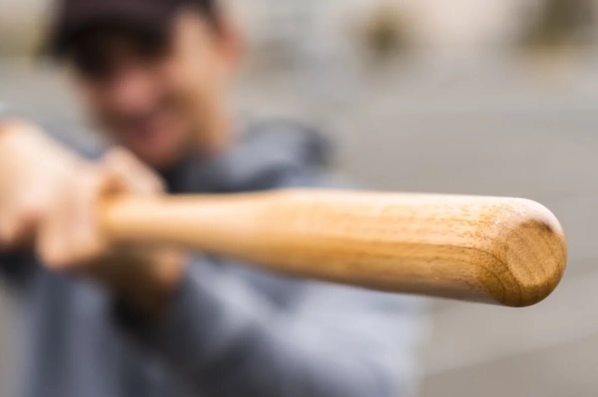    Похищали и ломали кости.