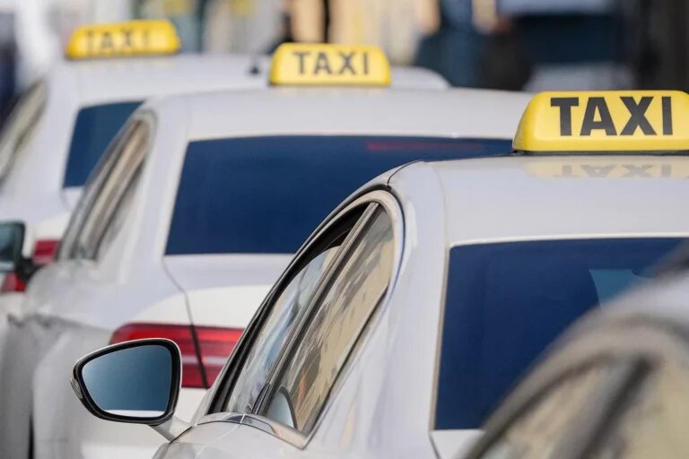    Изображение сгенерировано искусственным интеллектом Redaktor_infoshtab