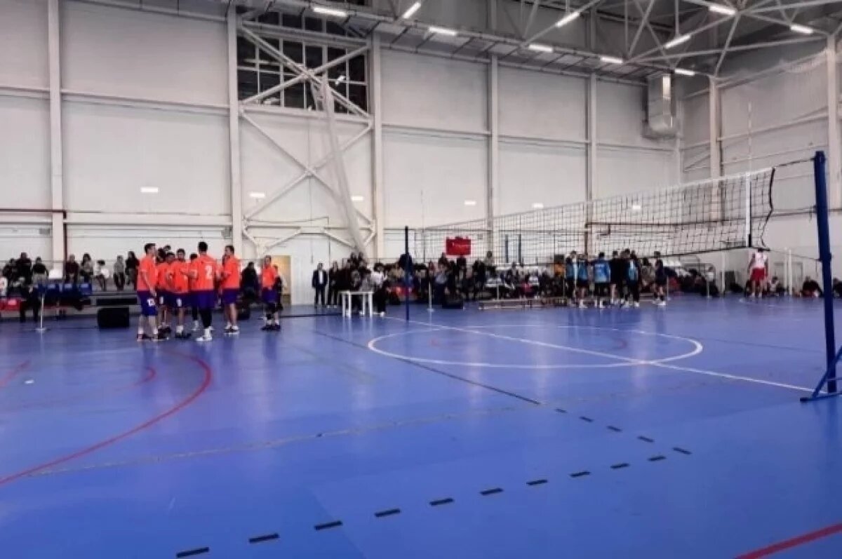    В Саках прошел волейбольный турнир памяти героев СВО