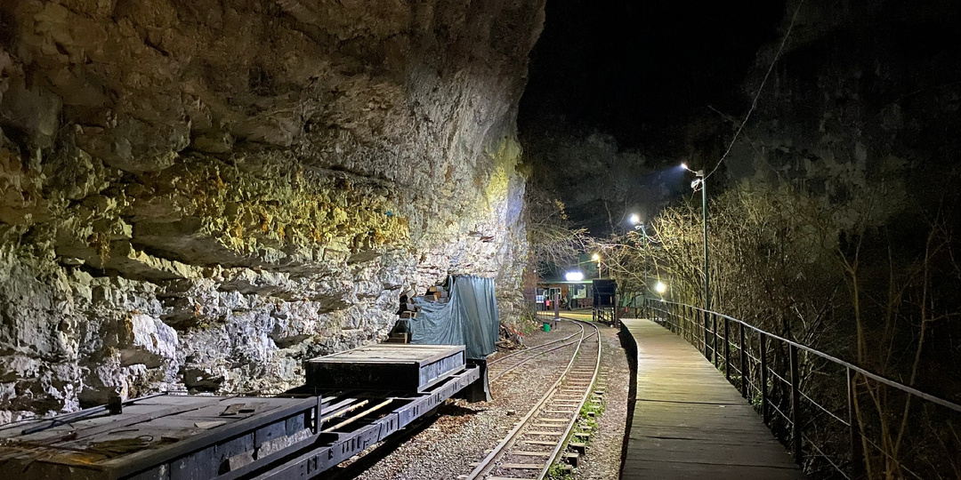 Гуамское ущелью вечером