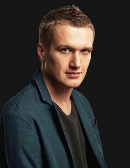 Анатолий Руденко - внебрачный сын Александра Мартынова.