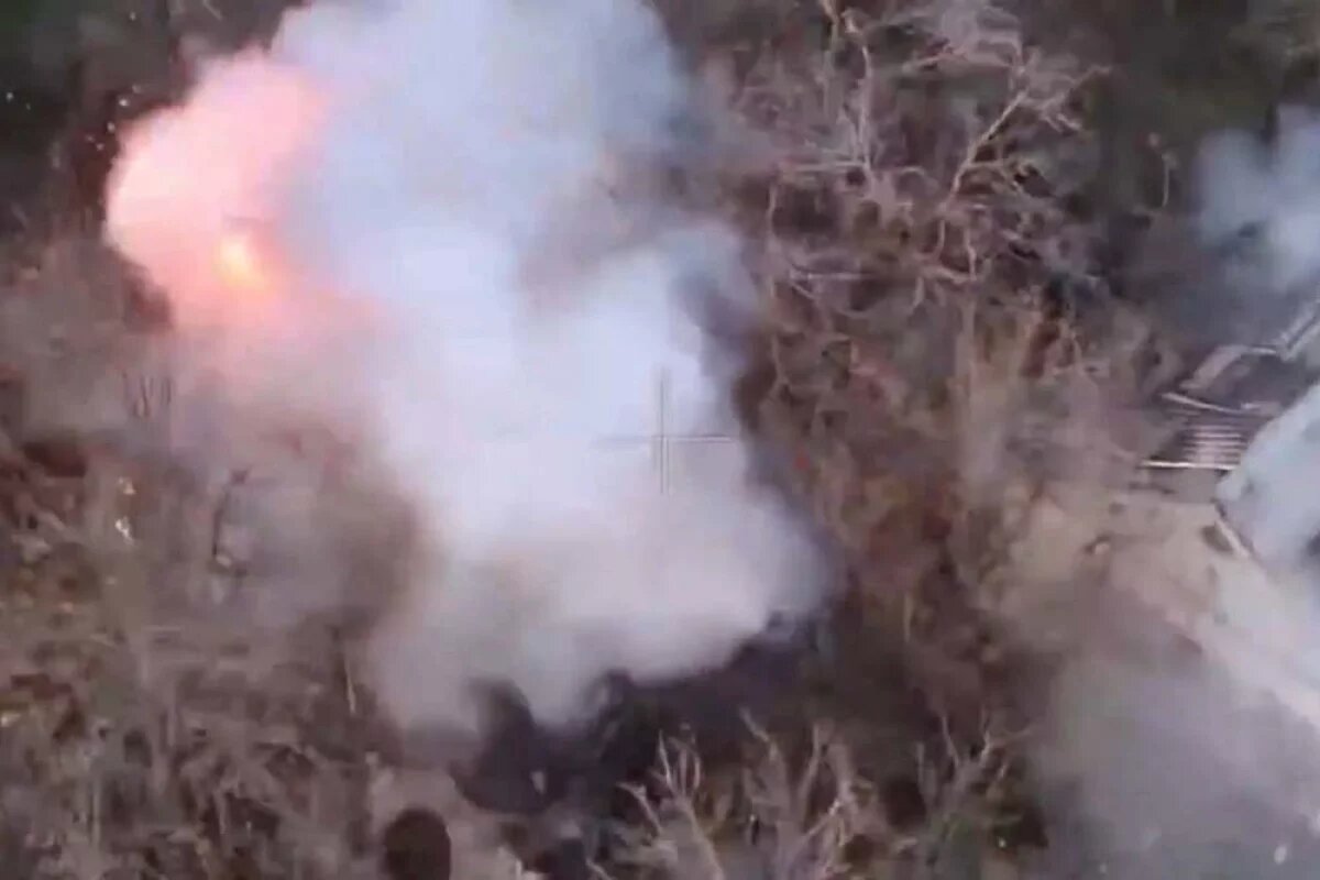    Бойцы российской группировки войск «Восток» освободили село Остаповское.