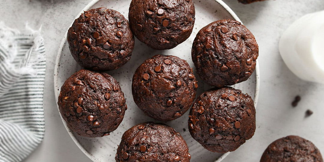 Шоколадные маффины с кабачком - пышные, сочные, очень шоколадные | пп кексы