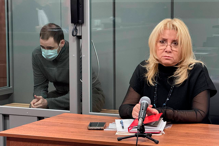    «Я полностью раскаиваюсь в содеянном, готов сотрудничать», — сказал Султанов