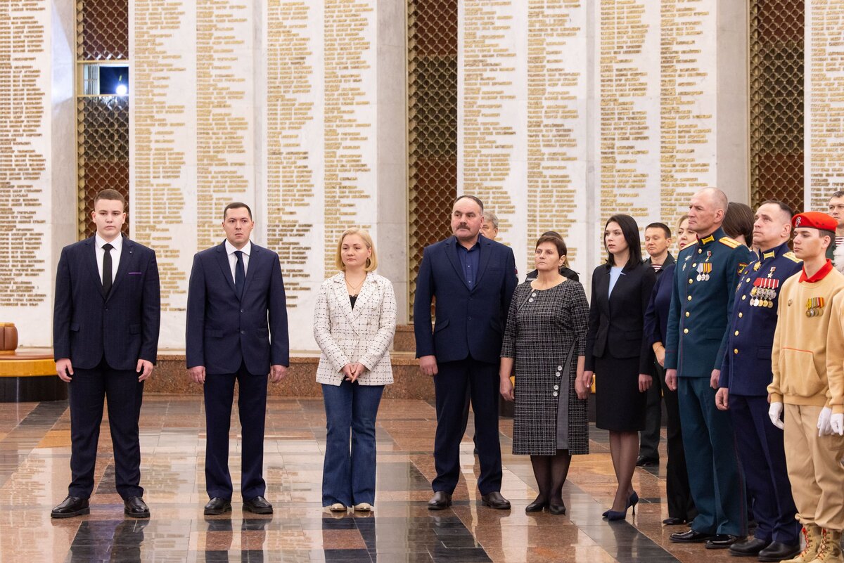    В Музее Победы погасили марки с портретами Героев России