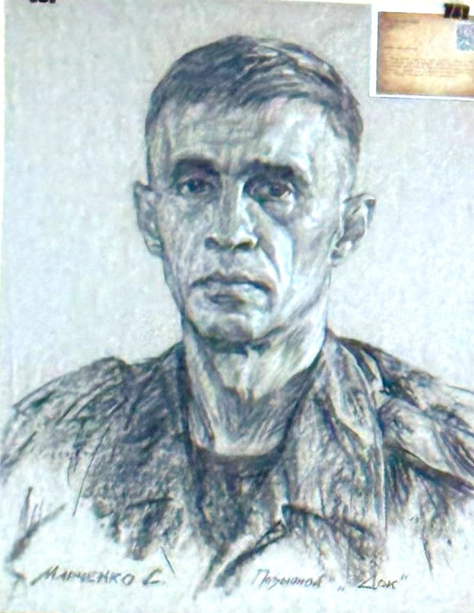     В Бугуруслане работает выставка картин «Уголь Донбасса» «О»
📷    В Бугуруслане работает выставка картин «Уголь Донбасса» «О»
📷    В Бугуруслане работает выставка картин «Уголь Донбасса» «О»
