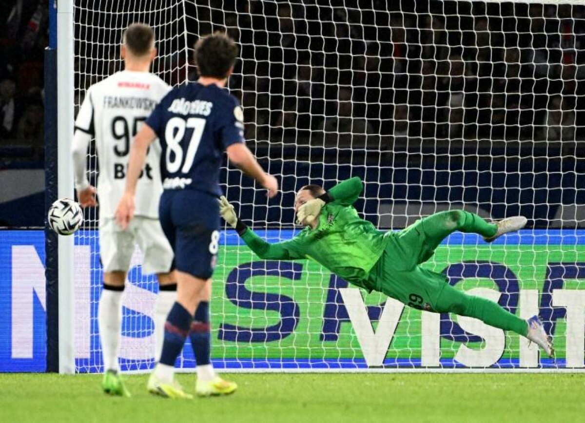     PSG Post о блестящем выступлении Сафонова: редкий случай, когда при победе 5:0 главным героем стал вратарь