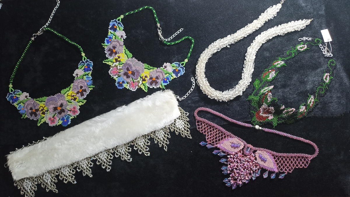 Украшения ручной работы из бисера, бусин, натуральных камней моего собственного производства