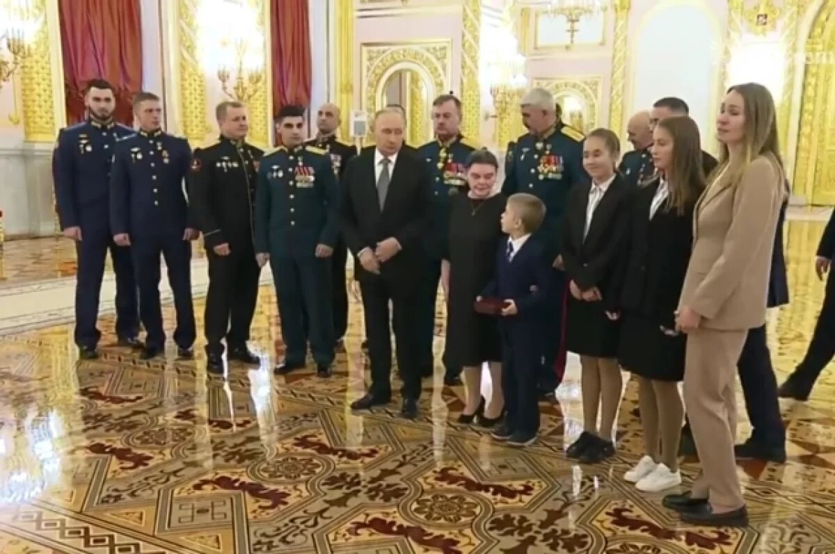    Сын Героя России пожелал здоровья Путину, когда он покашлял