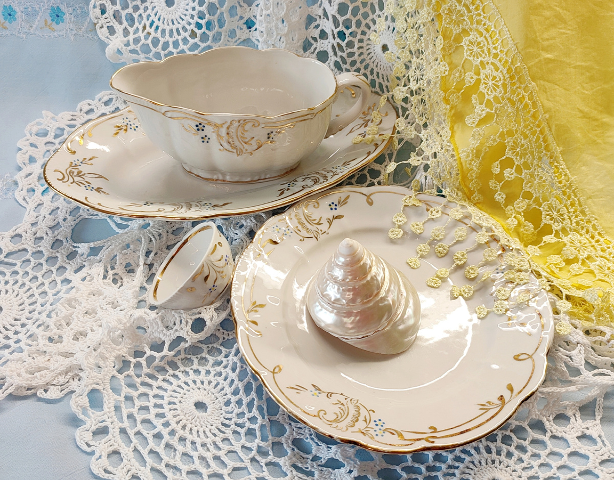 Предметы из сервиза "Незабудка", Барановка, конец 1960-х, начало 70-х