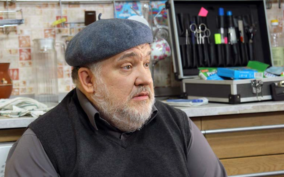 Шарков играет роль Леонида Панова. Фото: кадр сериала "Тайны следствия"