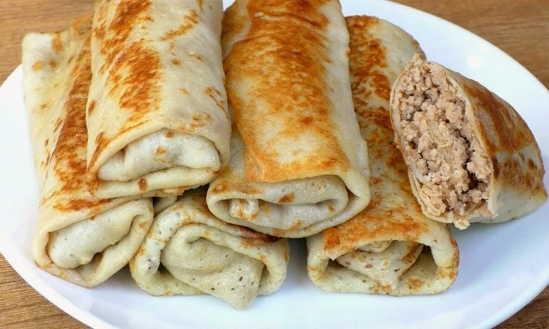 Блины с мясной начинкой