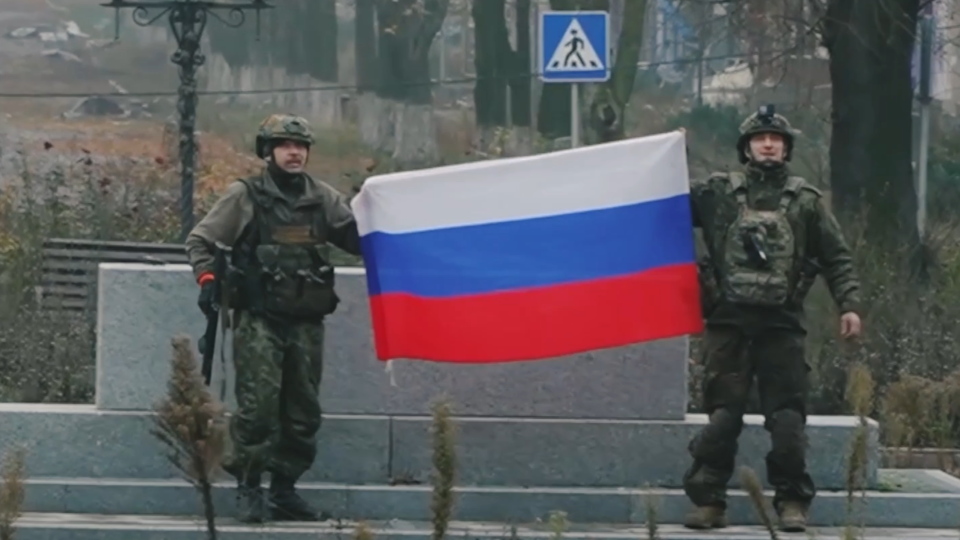 ФОТО: Кадр из программы "СОВБЕЗ", РЕН ТВ