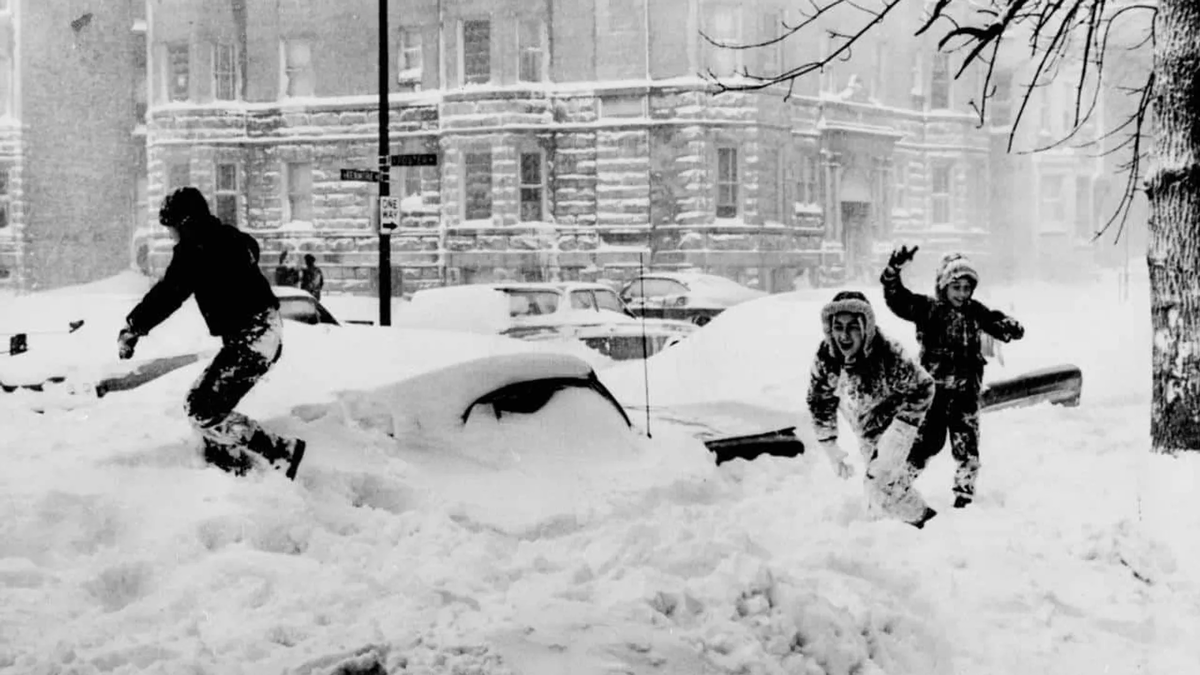 CC BY-SA 4.0 / 58follow / Chicago blizzard of 1967 (cropped photo)