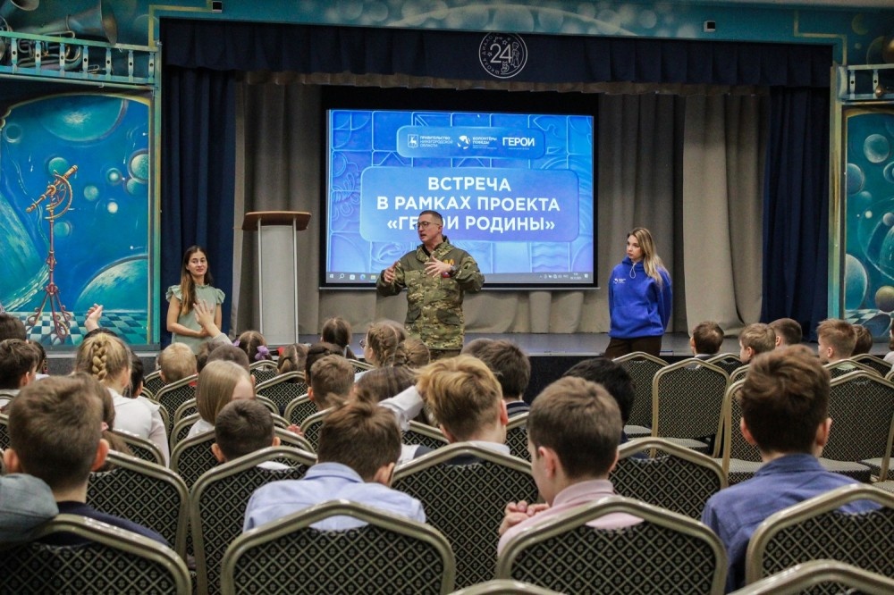    Волонтёры Победы провели «Уроки мужества» в школах Нижнего Новгорода