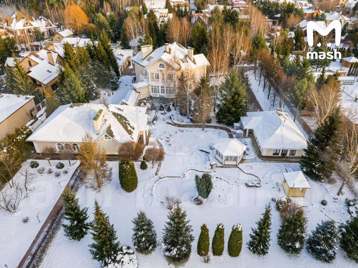 Автор фото: Mash. Особняк Светланы Лободы в Подмосковье.
