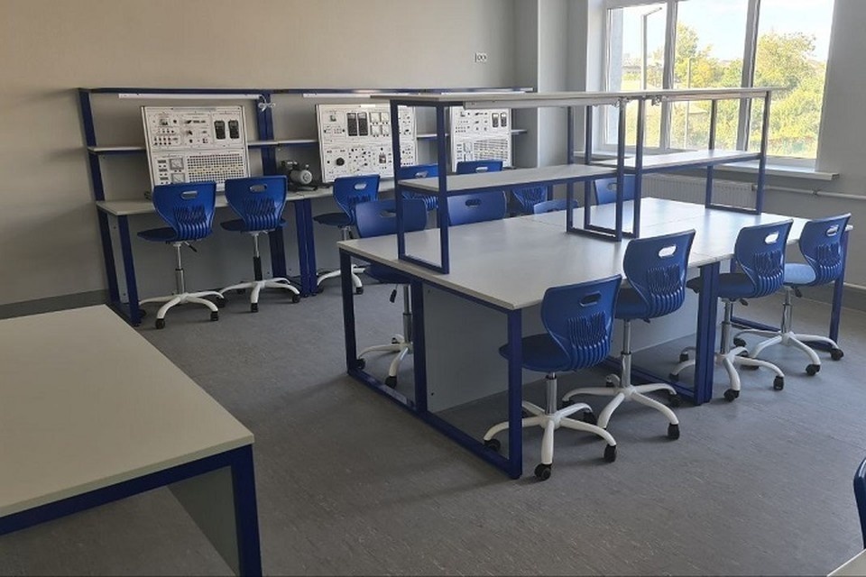    Мариупольский колледж получил новое оборудование на 102 миллиона рублей. Фото: ТГ/Толстыкина