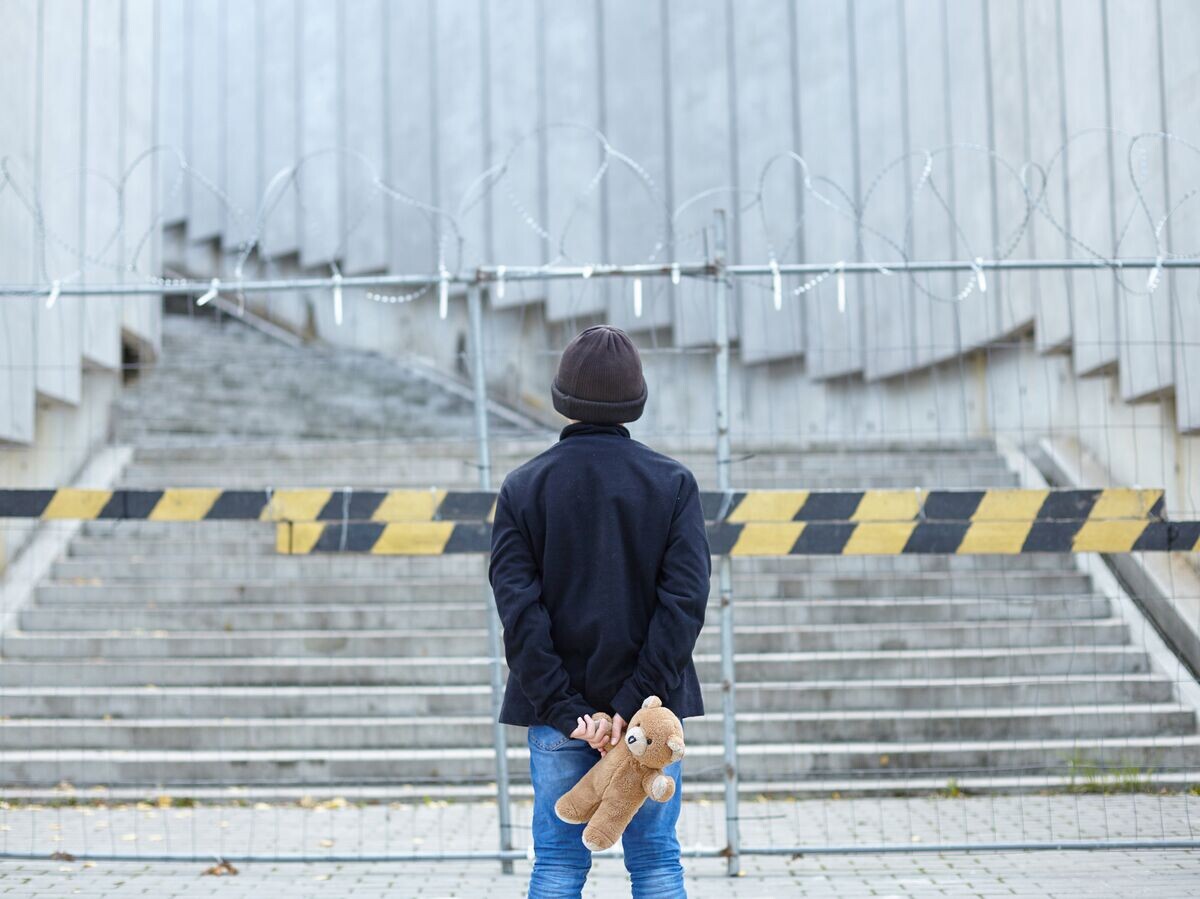    Беспризорник | © Fotolia / Roman Bodnarchuk