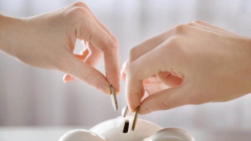     Как сэкономить на погашении задолженности по кредитной карте. Источник: СС0