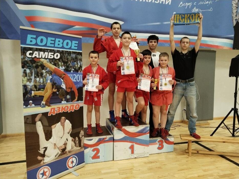 Псковичи завоевали пять медалей на турнире по самбо в Тихвине
Фото: спортшкола «Мастер»