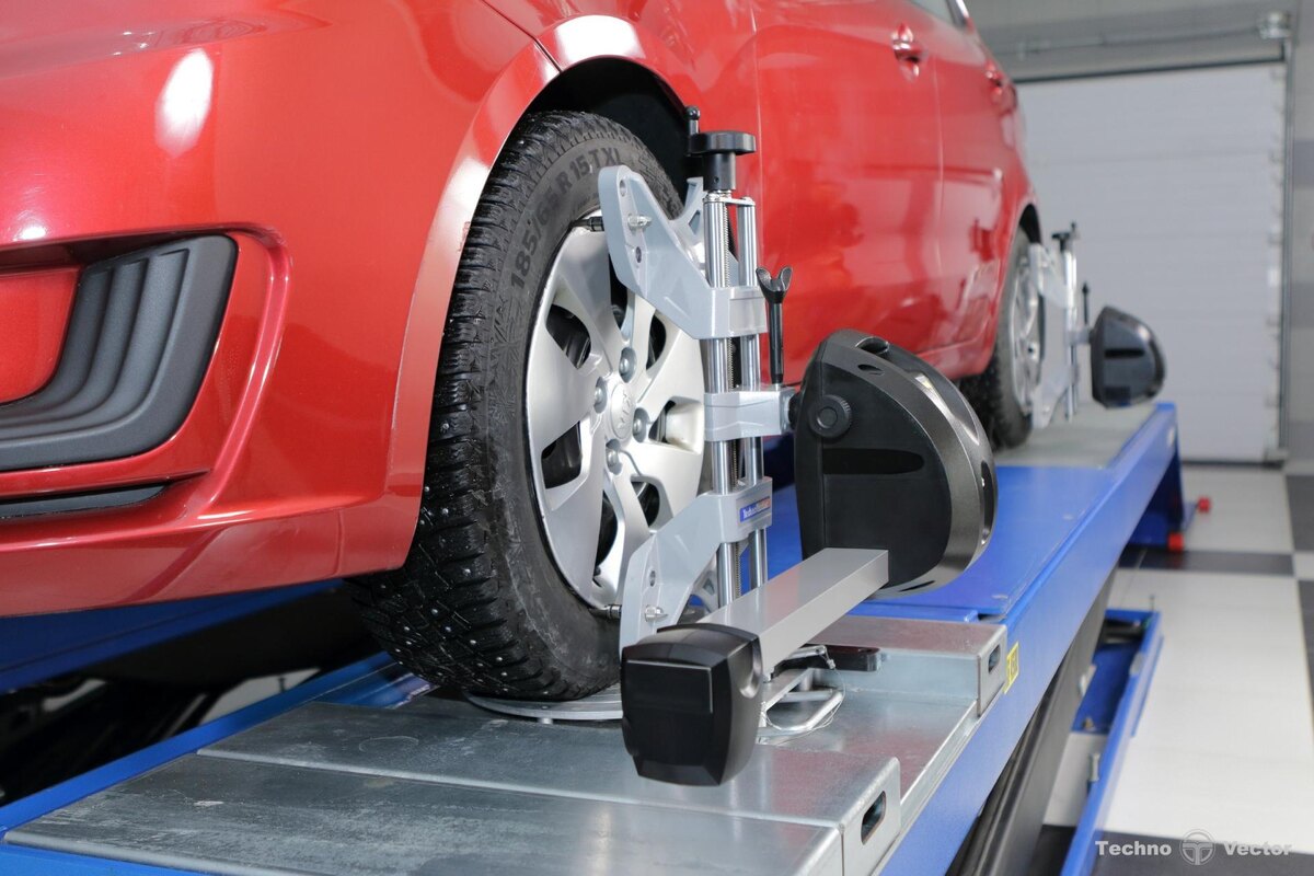 Процесс регулировки схождения