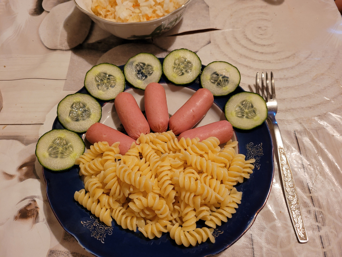 Внучкин ужин.