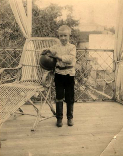 Эраст Гарин в 1908 году. Фото: kino-teatr.ru