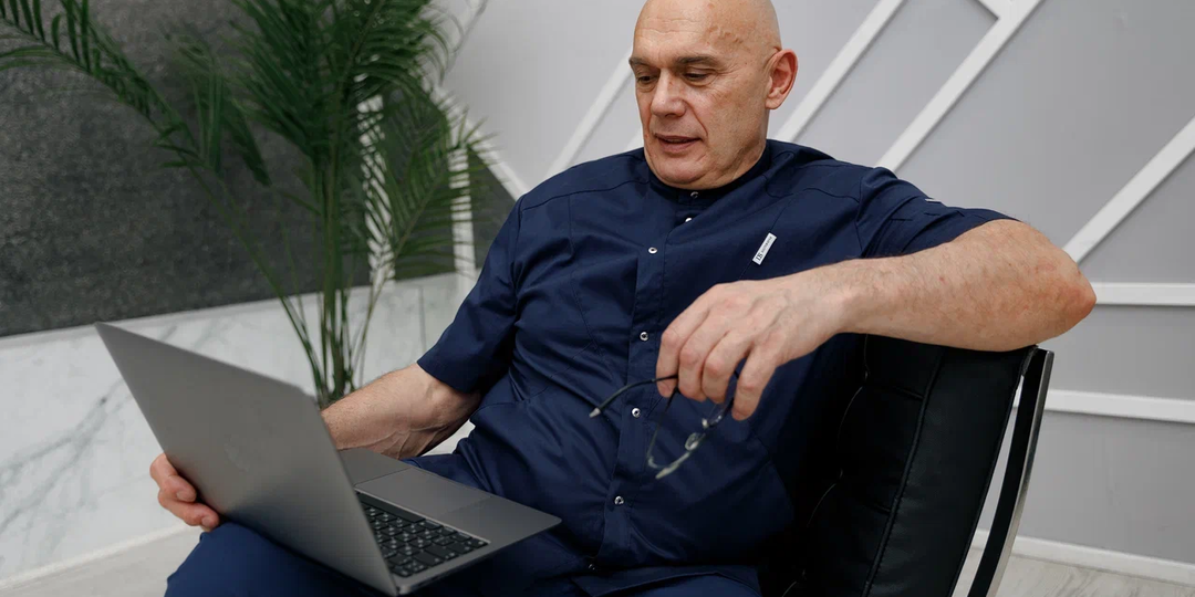 Если после 50 не приучить себя пить воду, тело начинает стареть изнутри! Бубновский о питьевом ритуале и ключевых правилах жизни