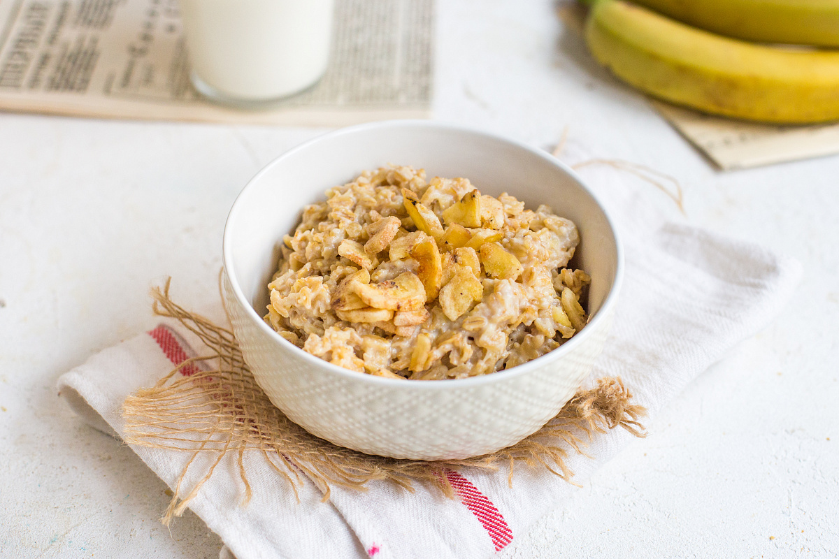 Завтрак льва Бонифация — овсянка на молоке с бананами