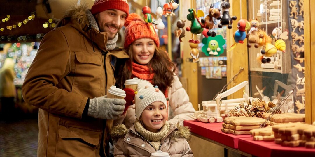Куда поехать с детьми зимой: подборка лучших мест в России