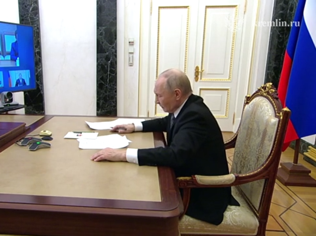    Путин о ПДД для курьеров | © Пул