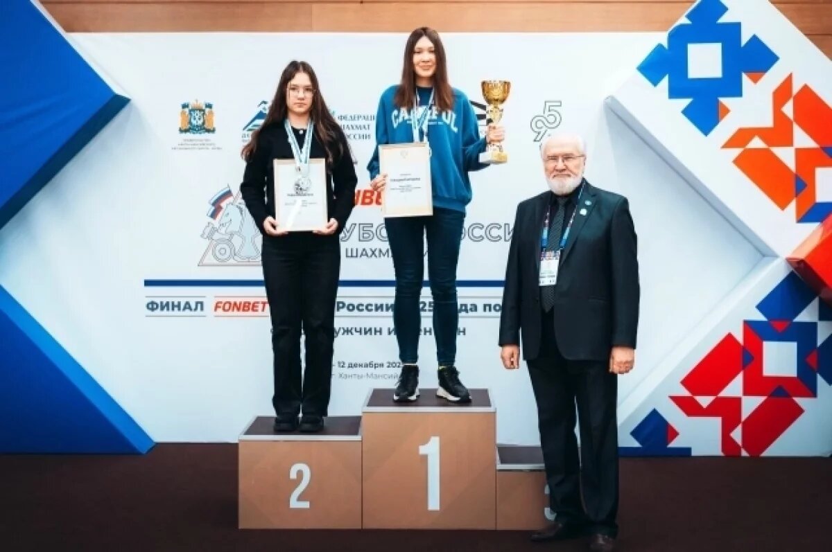    Финалы проходили по нокаут-системе.