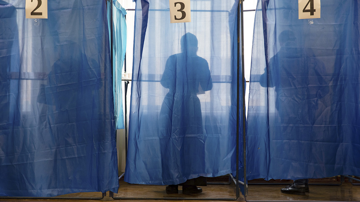   Mikhail Palinchak / AP