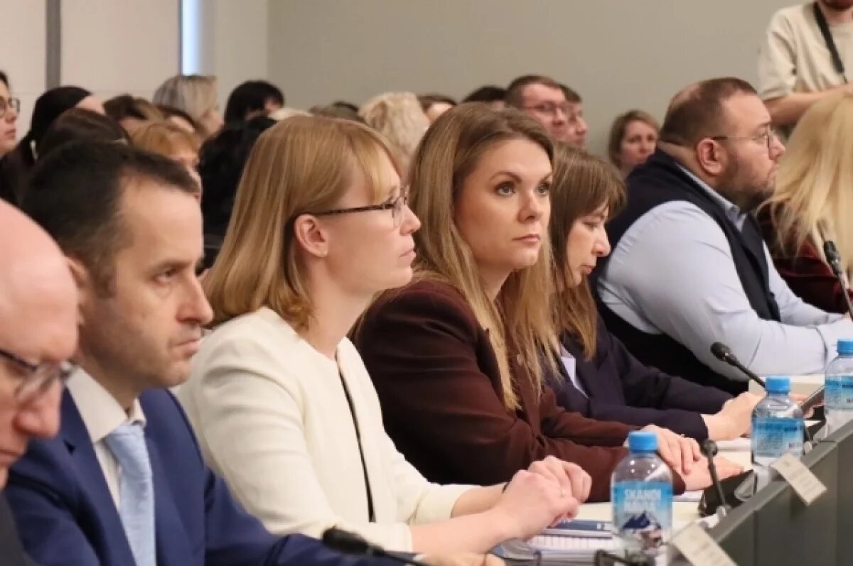    Участникам публичных слушаний представили новую редакцию устава города и проект бюджета.