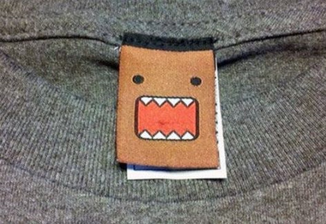 Аутентичный аксессуар из коллекции «Невидимые причины вечного дискомфорта».