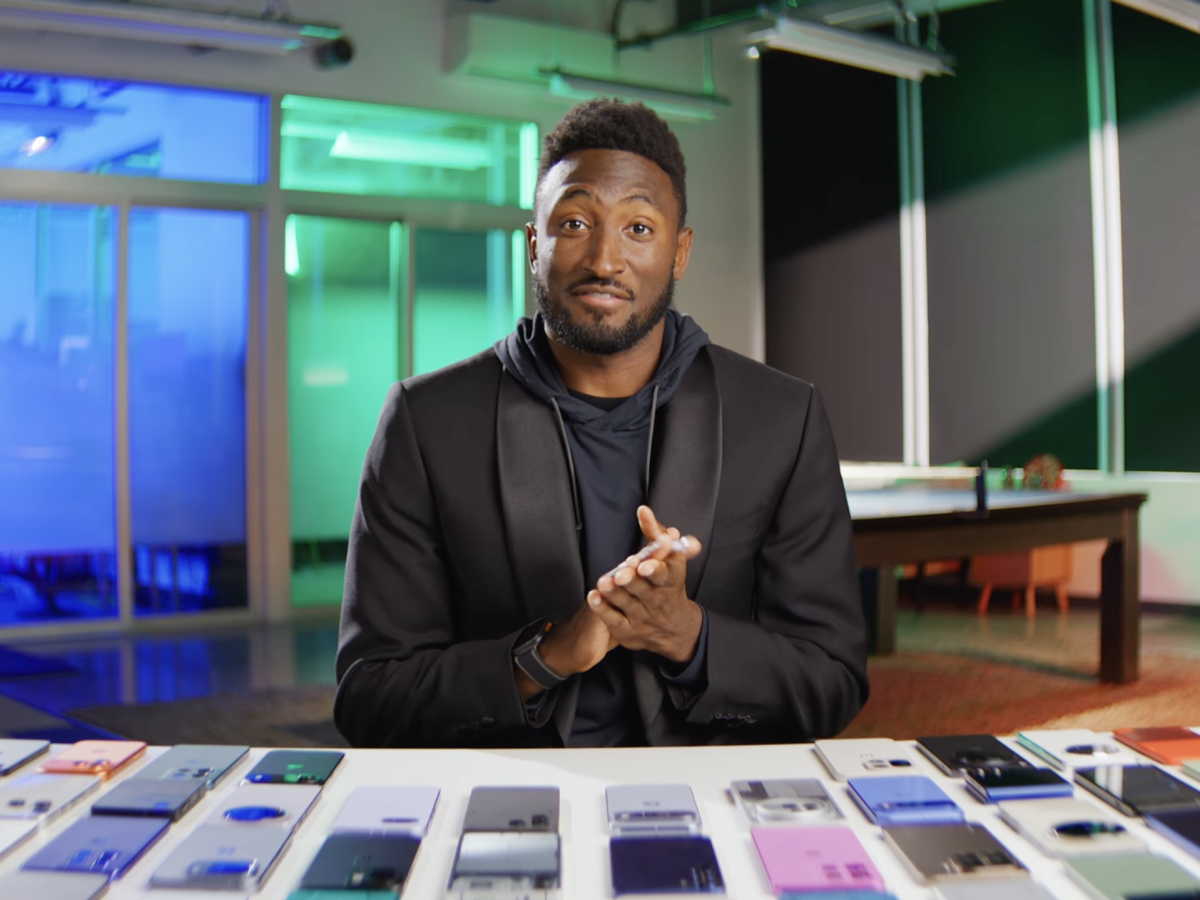    Известный техноблогер MKBHD назвал лучшие смартфоны 2025 года