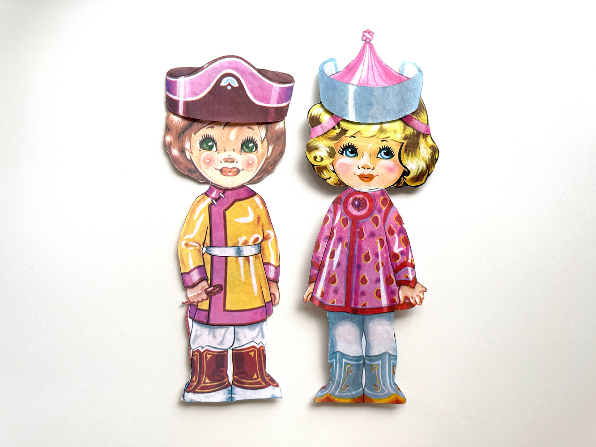 Костюм моногольский