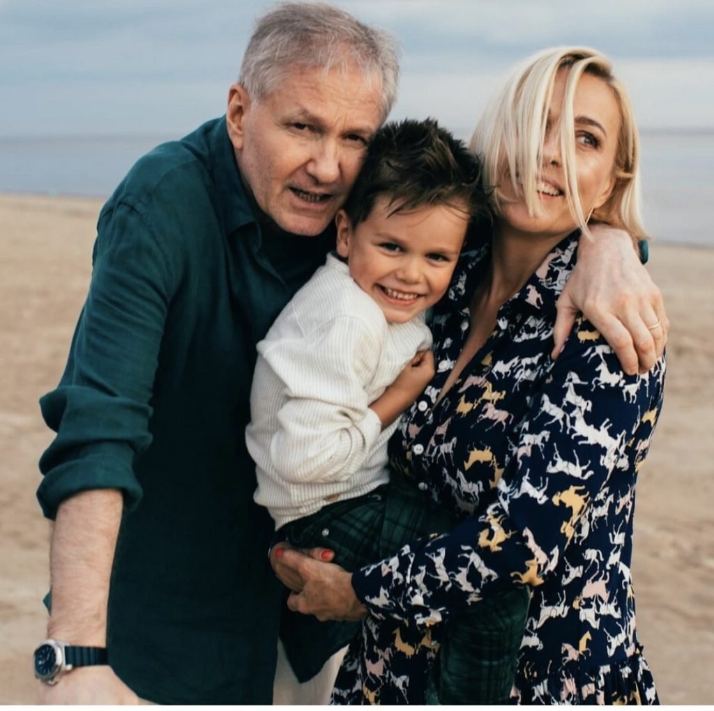 Анна Легчилова и Игорь Бочкин с сыном Иваном