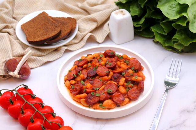 Фасоль в томатном соусе: простое и вкусное блюдо для всей семьи