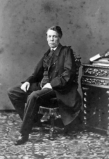    Петр Извольский руководил Курской губернией больше двух лет