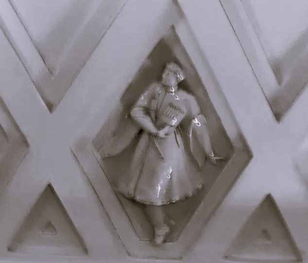 Семь станций московского метро — экскурсия