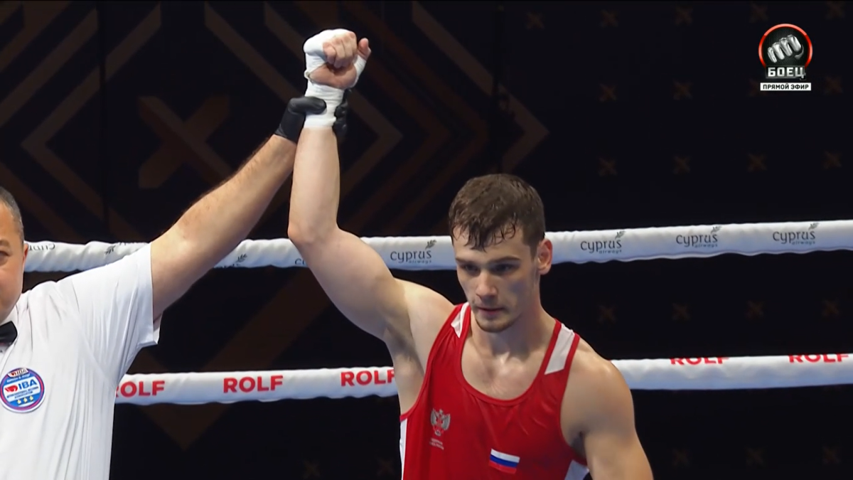    Сергей Колденков не затратил много сил для победы над колумбийским боксёром