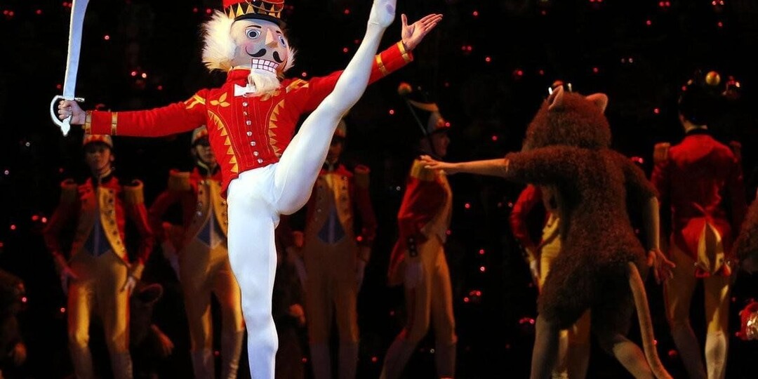 Где посмотреть "Щелкунчика"? Выбираем театр!