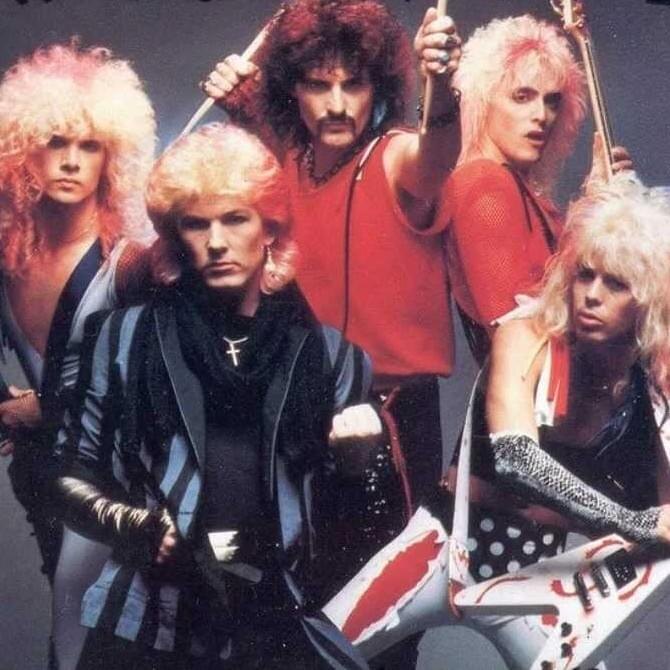 Джонни Род второй справа в составе "King Kobra" (фото из открытых источников)