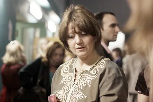 писатель Лена Воронова