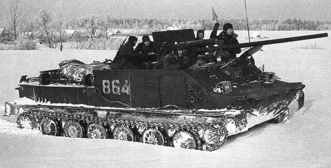 БТР-50П с пушкой ЗИС-2