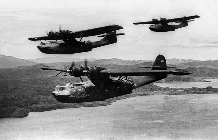 Самолёт создавал, в том числе Сикорский.