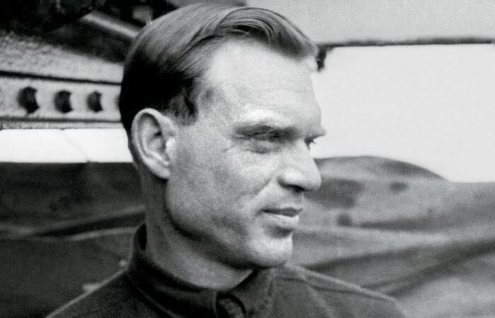 Участвовала в поисках Сигизмунда Леваневского и его экипажа.