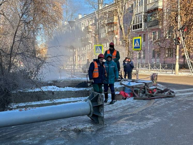    В ноябре Ангарск уже сидел без тепла из-за аварии на тепловых сетях, но то были цветочки. Фото с ТГ-канала "Сергей Петров. Ангарск"