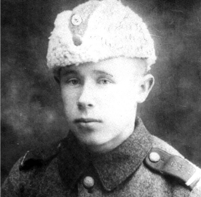 Таким он был до